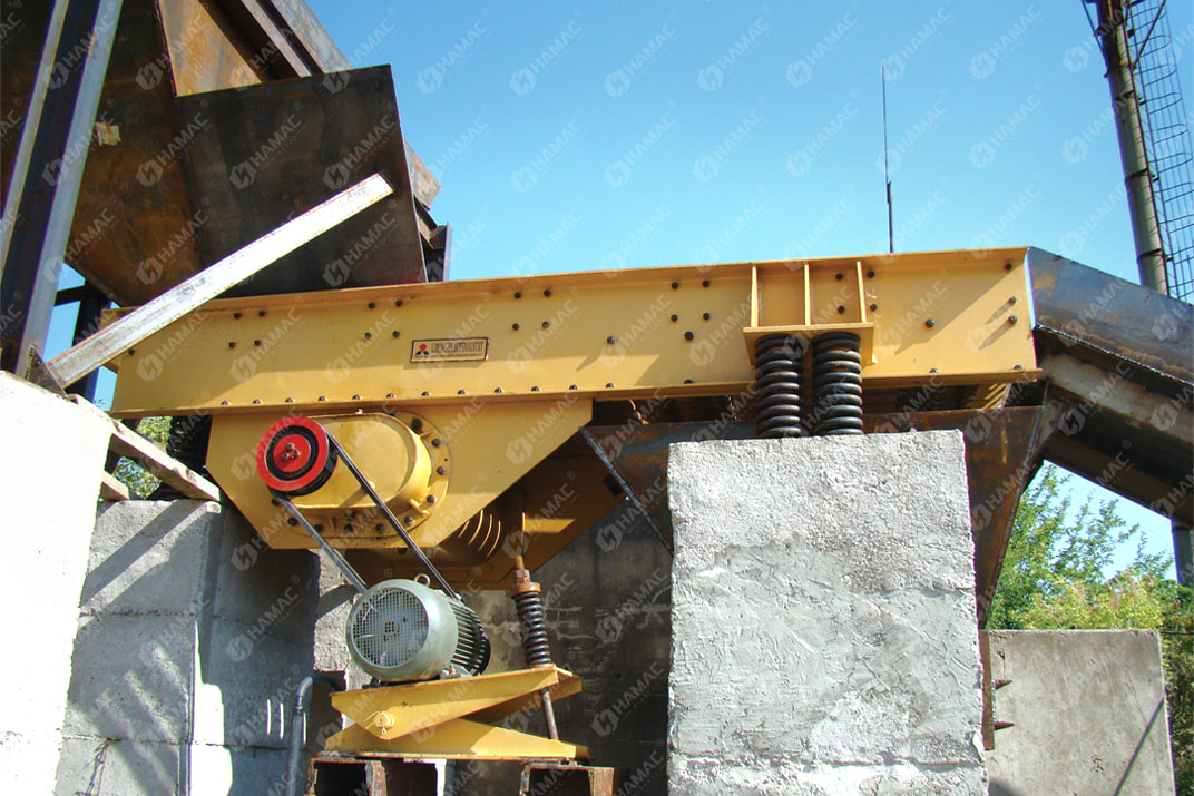 Vibrating Feeder